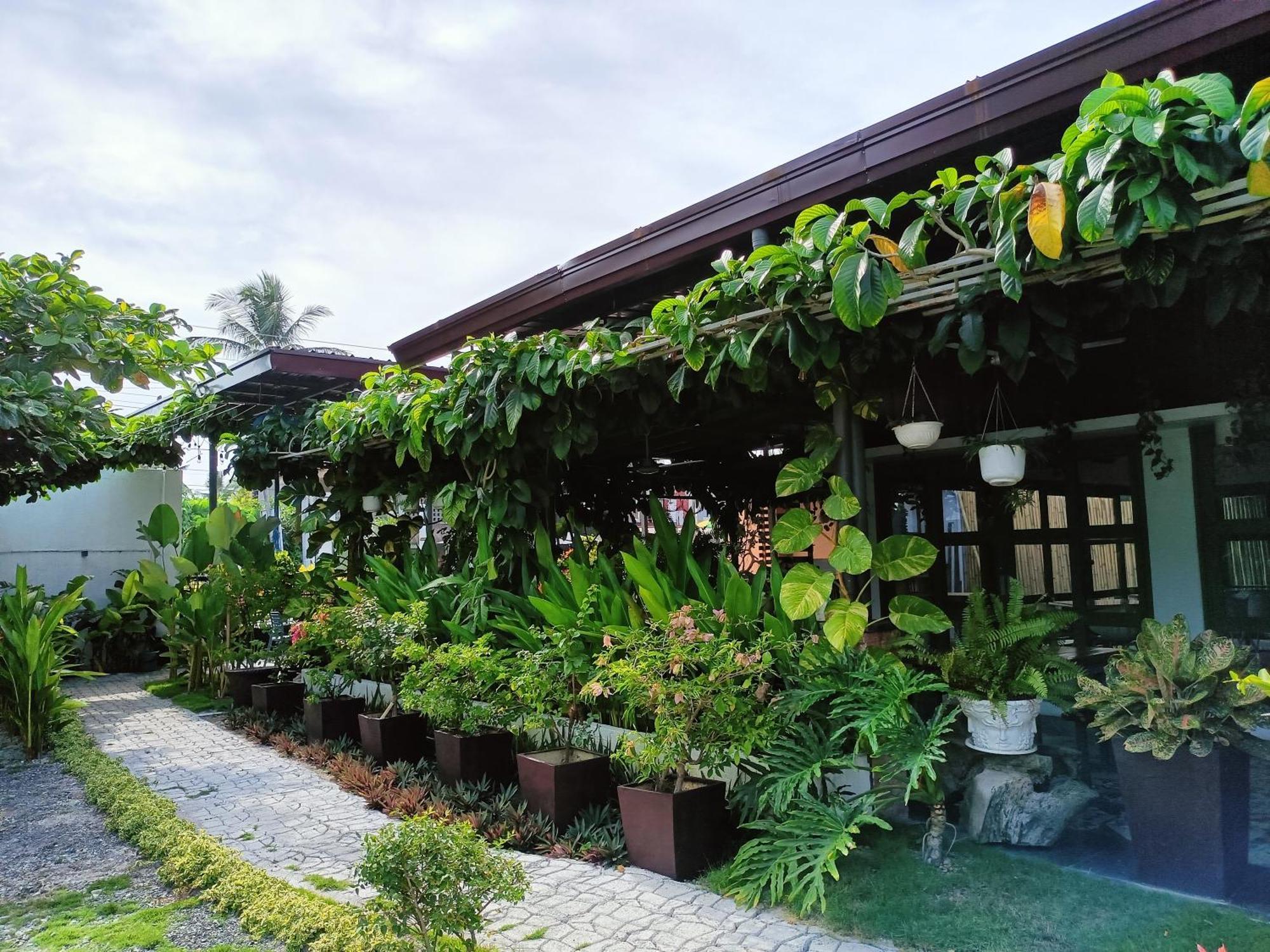 Vivo Siargao Hotel General Luna  Buitenkant foto