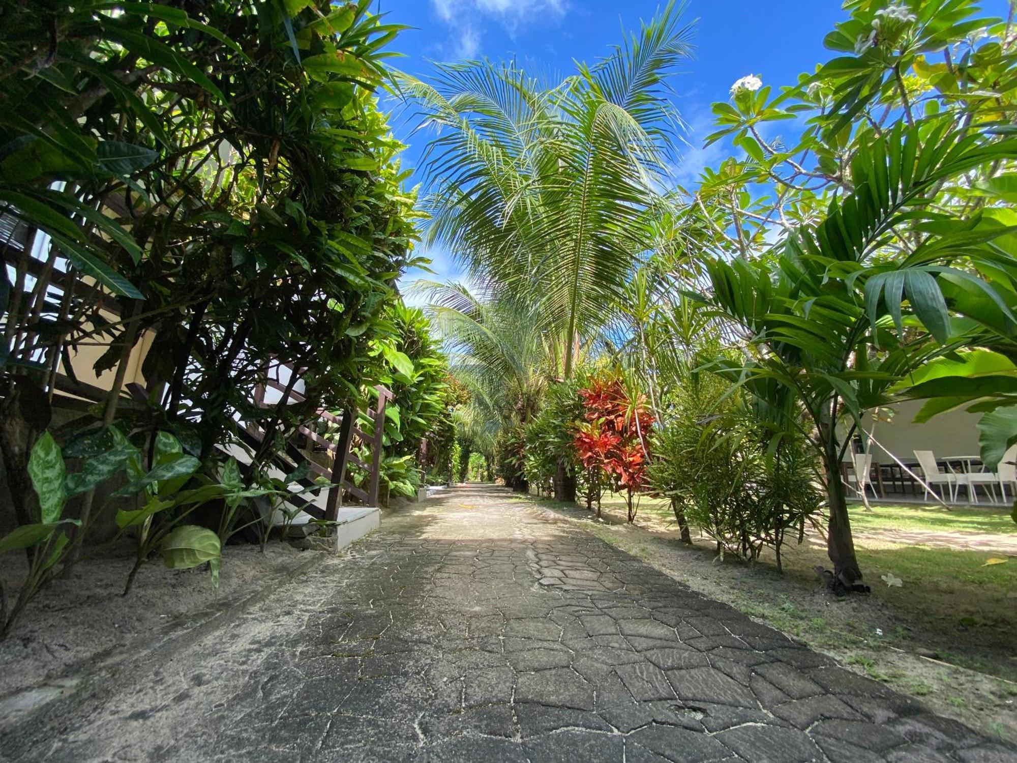 Vivo Siargao Hotel General Luna  Buitenkant foto